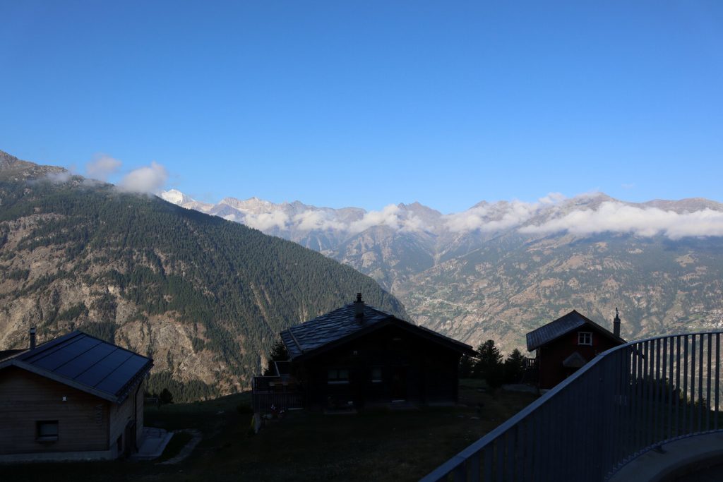 Poranne widoki z wioski Gspon