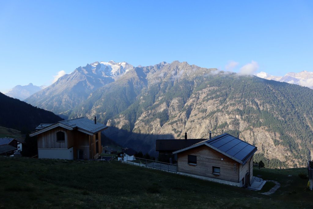 Widok z Gspon na masyw Balfrina