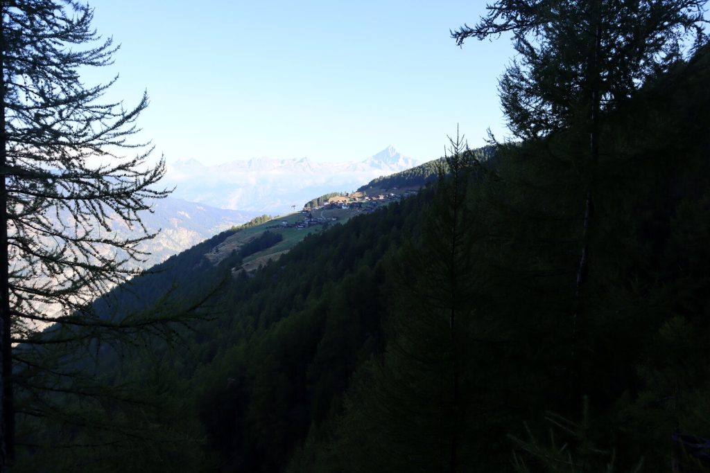 Nieco dalszy i prześwietlony widok na Gspon