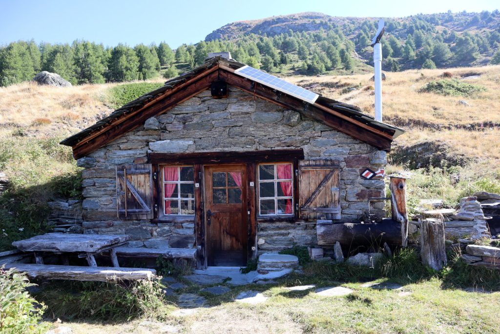 Ciekawy domek turystyczny