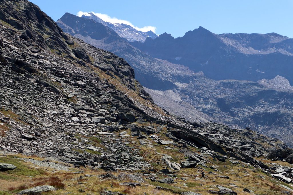 Asia podchodzi na przełecz Sattel inną drogą