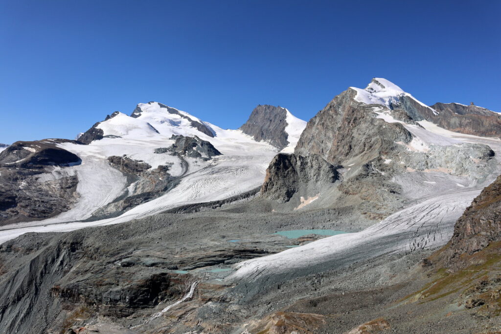 Strahlhorn i Rimpfischhorn z Klein Allalina